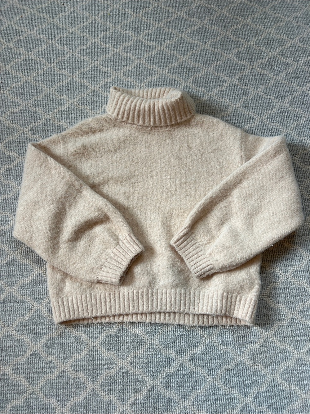 Zara Cream Turtleneck Pullover Sweater